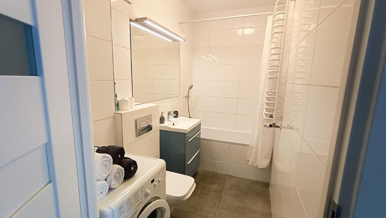 Apartament Niedaleko Centrum Warszawy Varsovie Extérieur photo