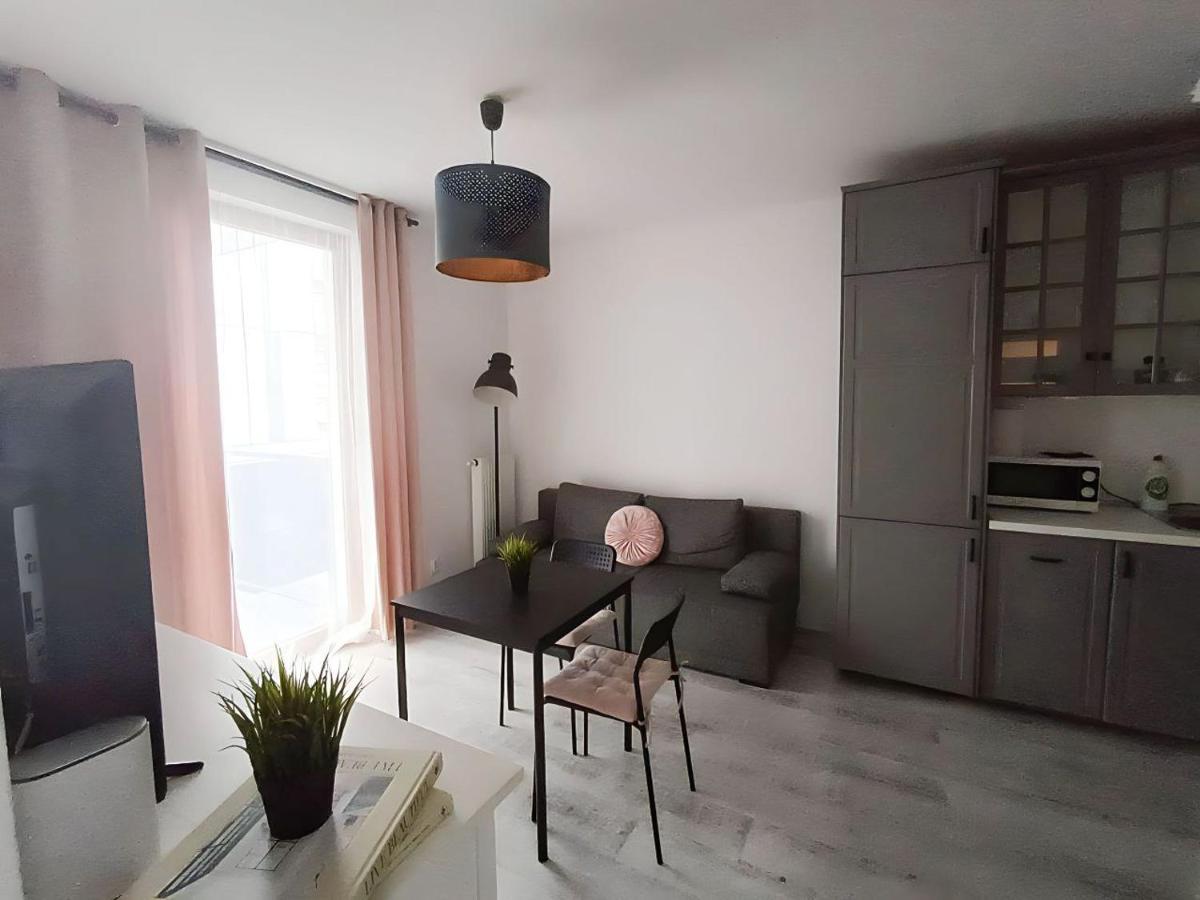 Apartament Niedaleko Centrum Warszawy Varsovie Extérieur photo