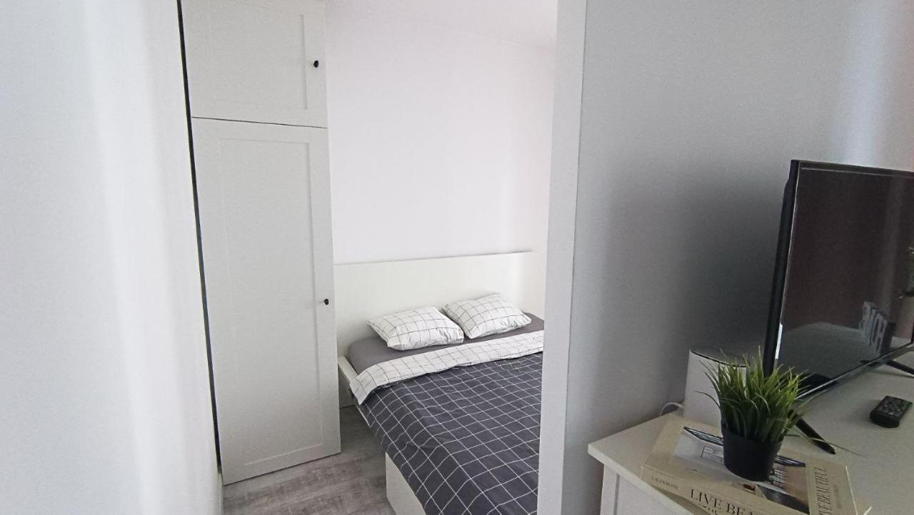 Apartament Niedaleko Centrum Warszawy Varsovie Extérieur photo